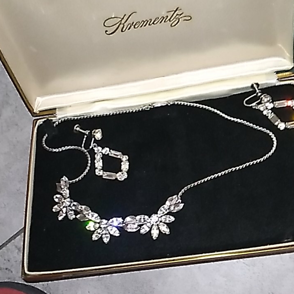 Krementz set